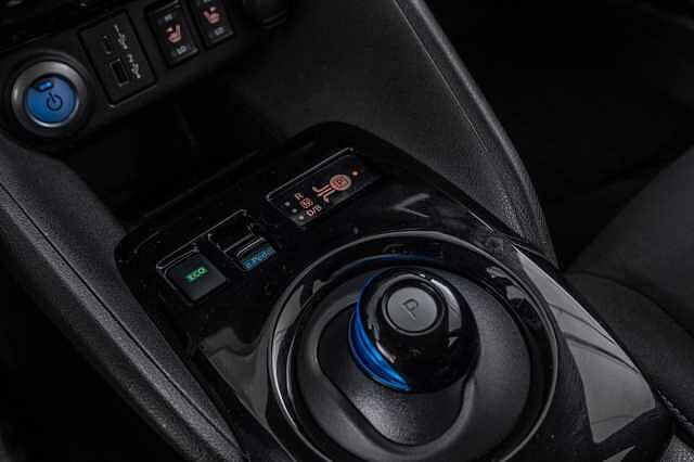 Nissan Leaf 39kWh N-Connecta