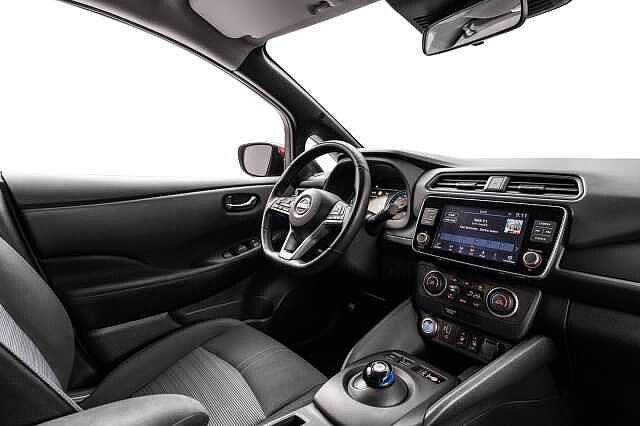 Nissan Leaf 39kWh Acenta