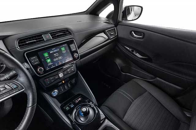 Nissan Leaf 39kWh N-Connecta