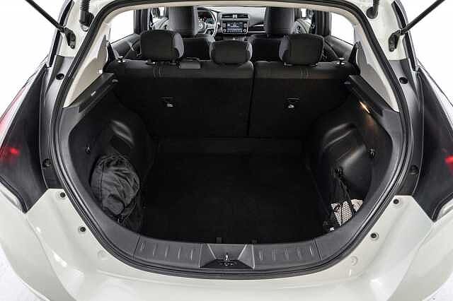 Nissan Leaf 39kWh N-Connecta