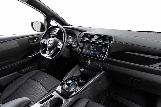 Nissan Leaf 39kWh N-Connecta