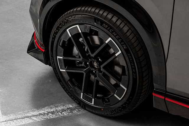 Nissan Ariya e4ORCE NISMO 87kWt