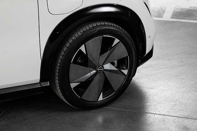 Nissan Ariya e4ORCE Evolve+ 87kWt