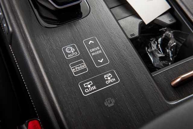 Nissan Ariya e4ORCE Evolve 87kWt 19 Ceramic